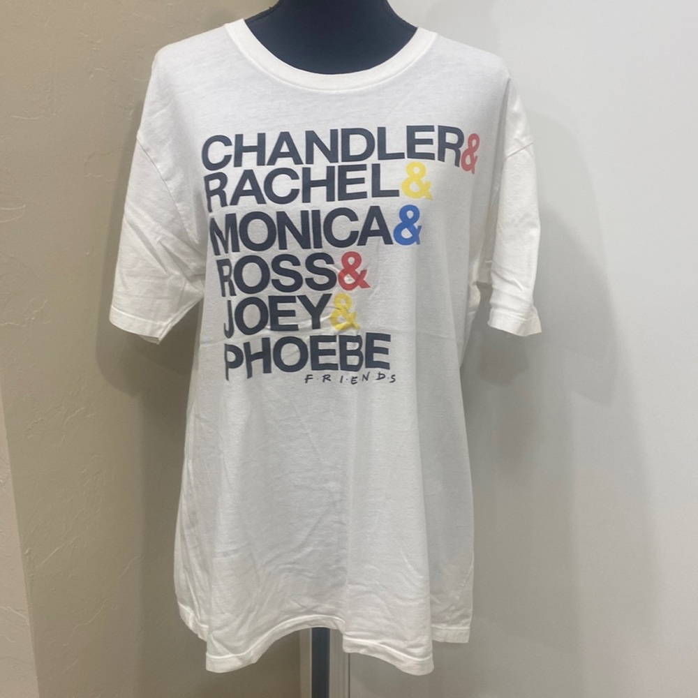 FRIENDS white T-shirt- size Large